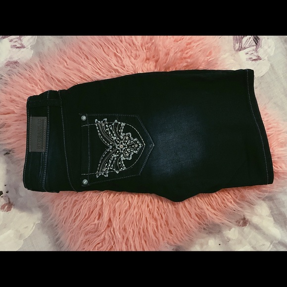 NEW! Embellished Jeans 👖 | Hydraulic - Picture 2 of 2